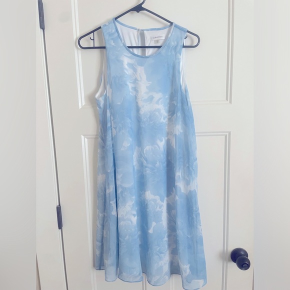 Adorable Calvin Klein shift dress - Picture 1 of 1